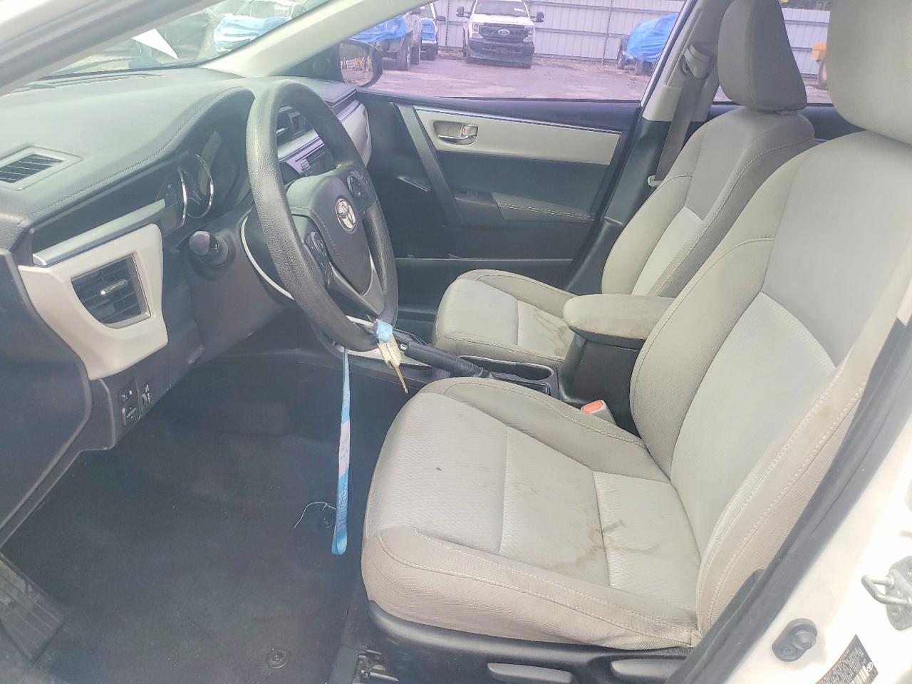 2016 TOYOTA COROLLA LE photo 7