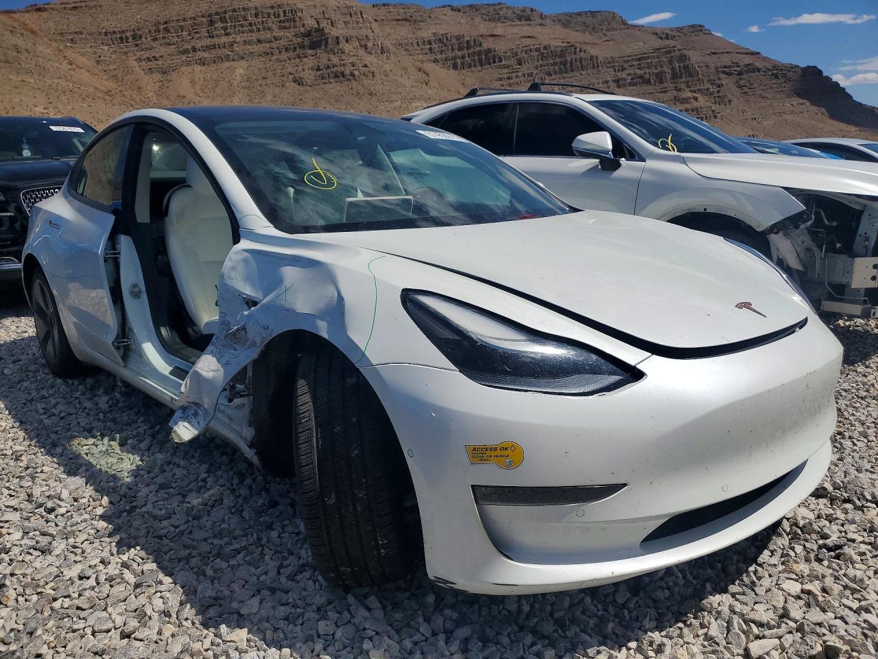 2021 TESLA MODEL 3 photo 4