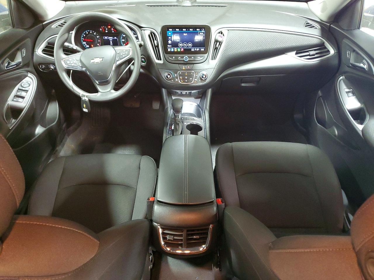 2024 CHEVROLET MALIBU LT photo 15