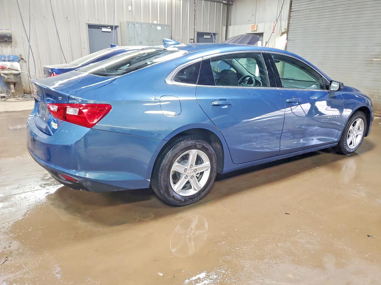 2024 CHEVROLET MALIBU LT photo 5