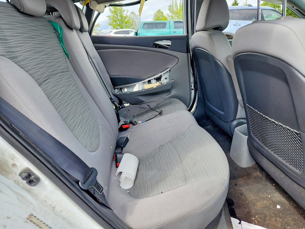 2016 HYUNDAI ACCENT SE photo 28