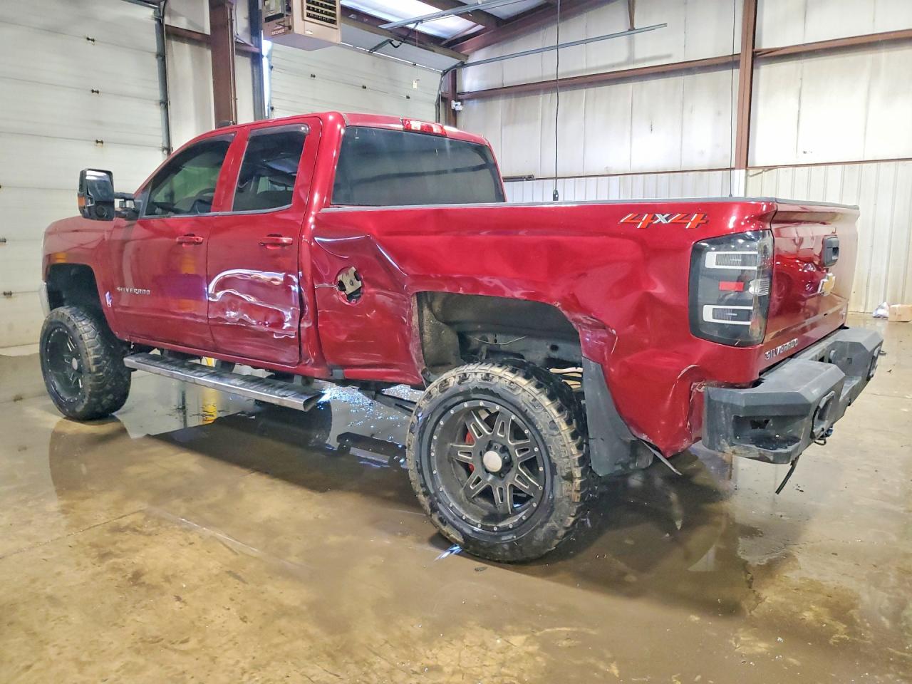 2018 CHEVROLET SILVERADO K1500 LT photo 4
