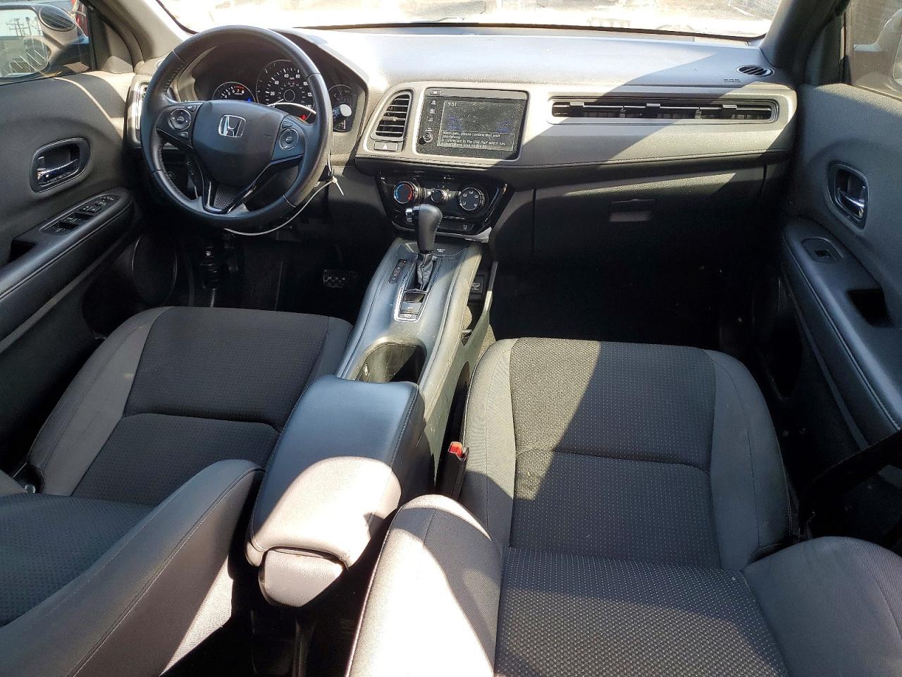 2019 HONDA HR-V SPORT photo 8