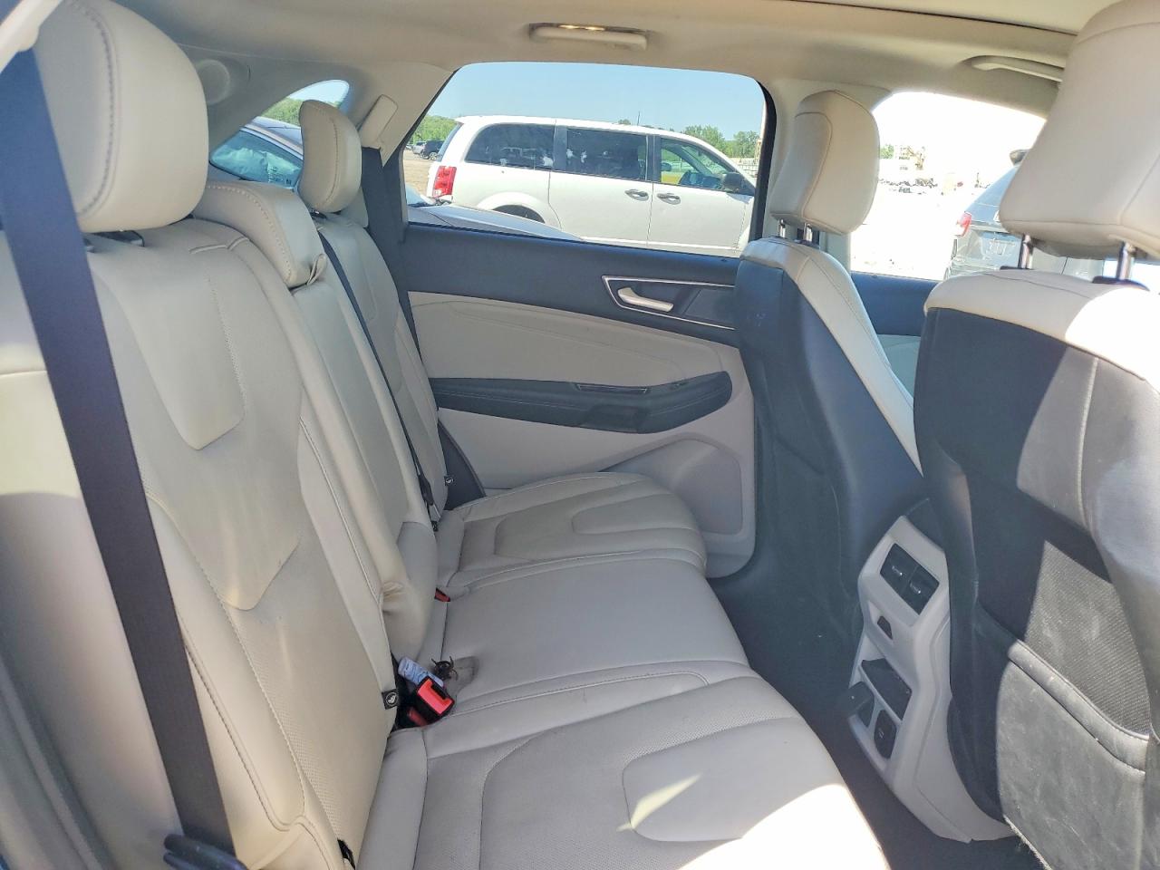 2020 FORD EDGE TITANIUM photo 11