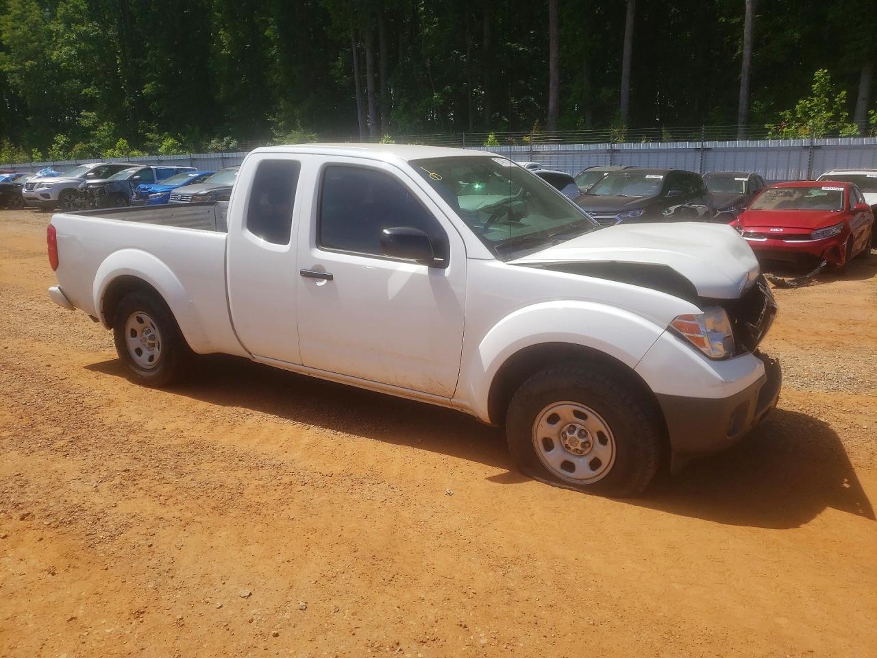 2019 NISSAN FRONTIER S photo 4