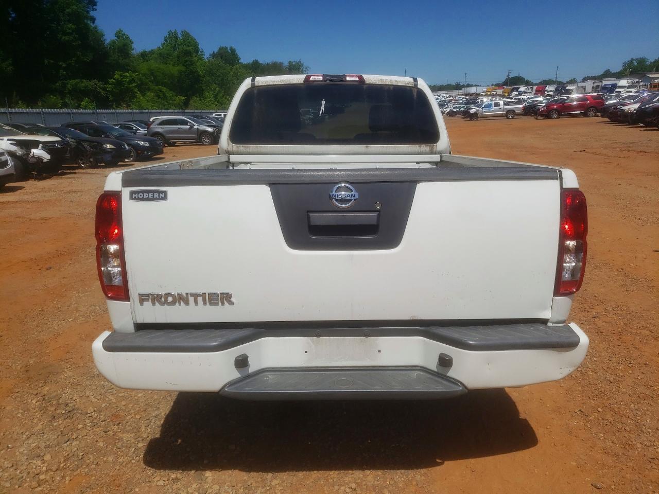 2019 NISSAN FRONTIER S photo 6