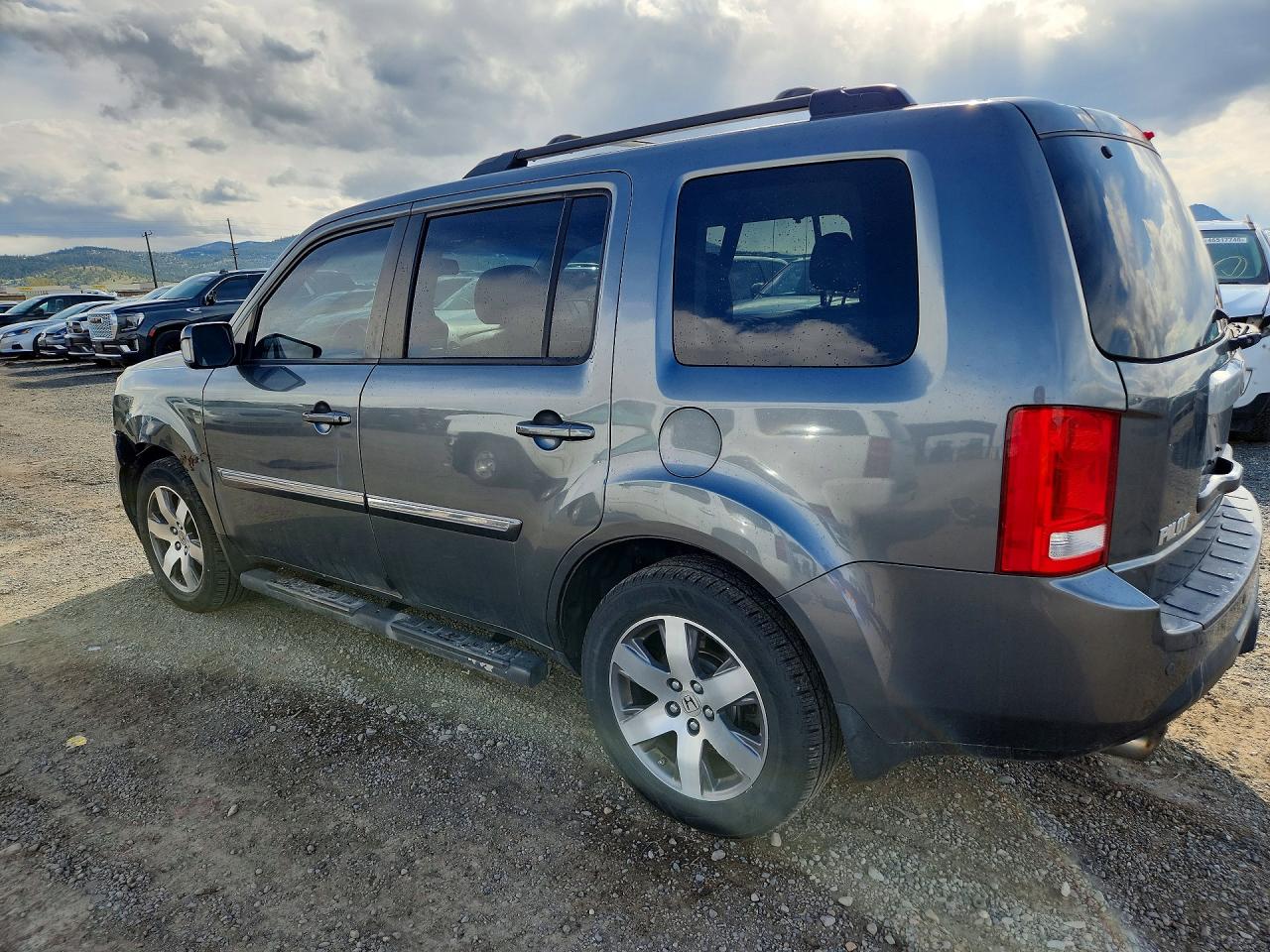 2013 HONDA PILOT TOURING photo 3