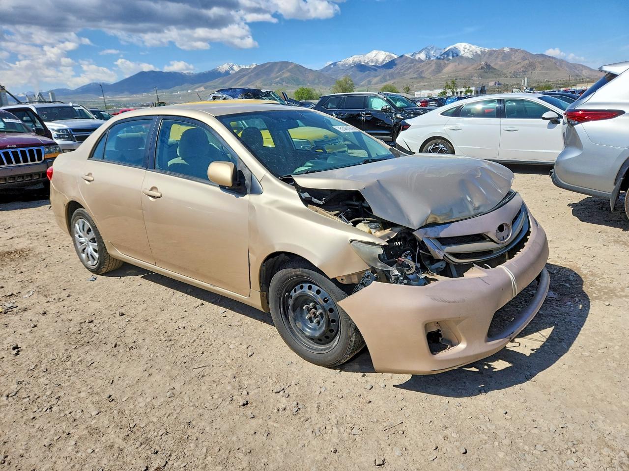 2012 TOYOTA COROLLA LE photo 7