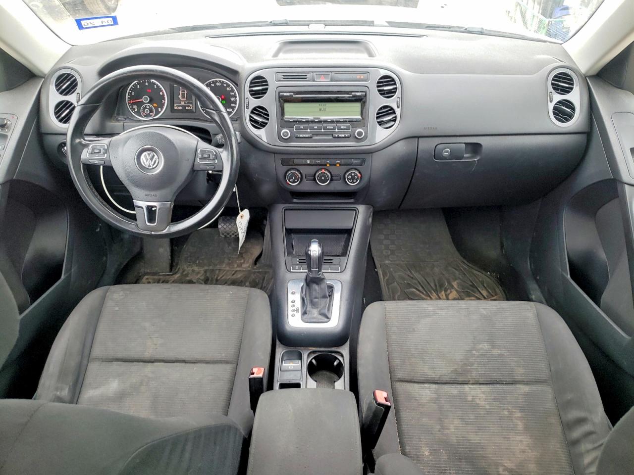 2013 VOLKSWAGEN TIGUAN S photo 22