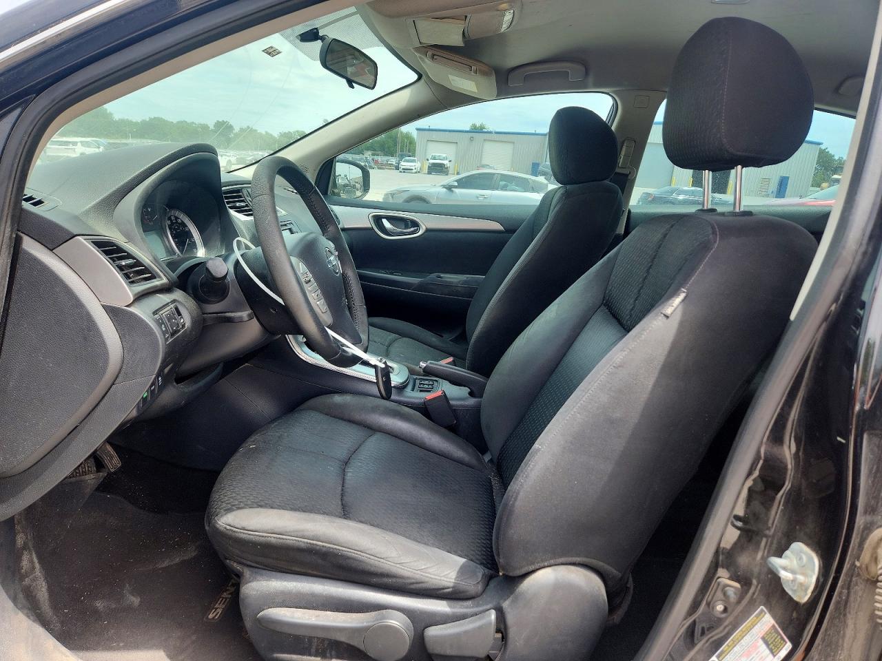 2015 NISSAN SENTRA SR photo 13
