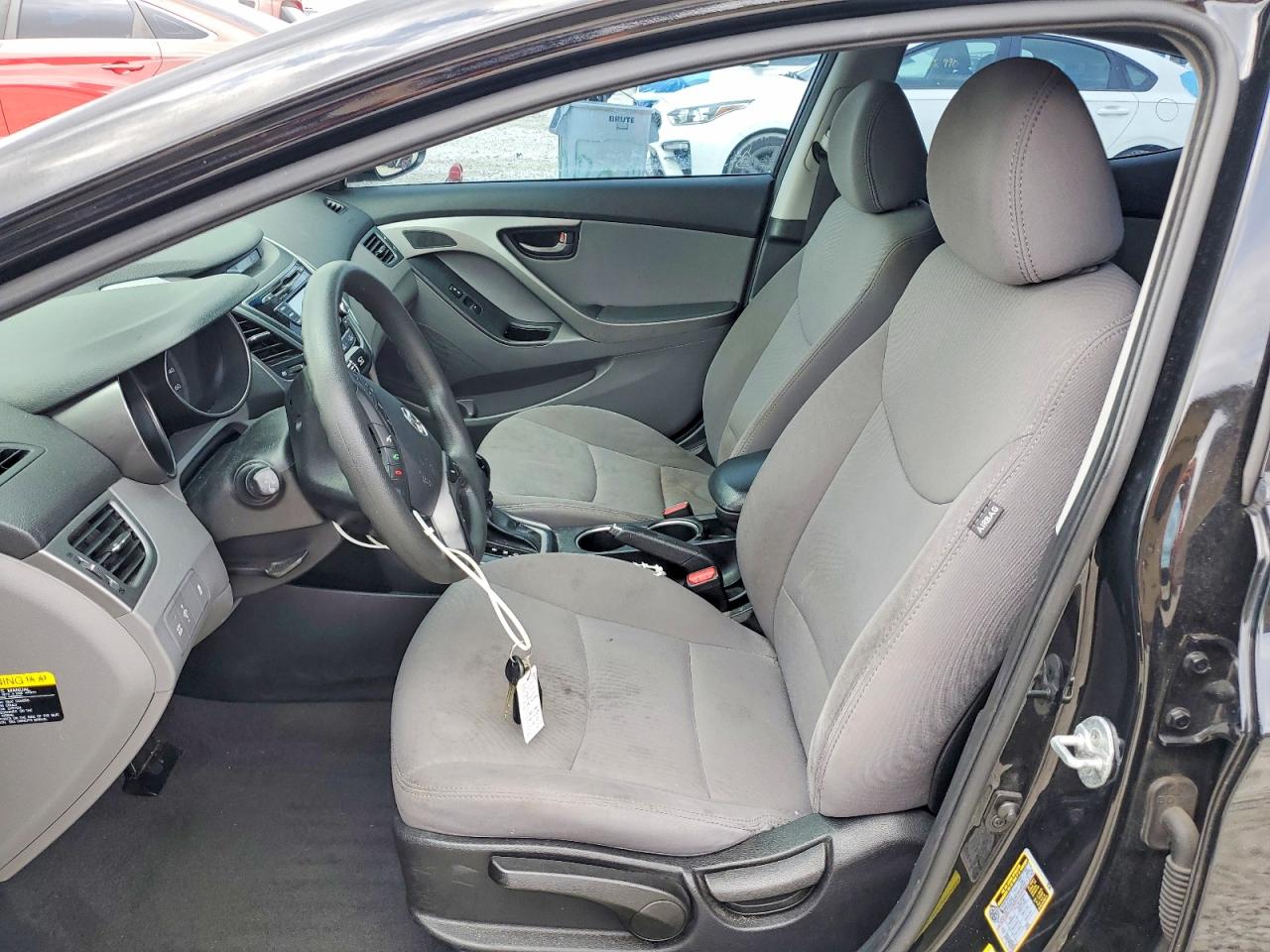 2014 HYUNDAI ELANTRA SE photo 13