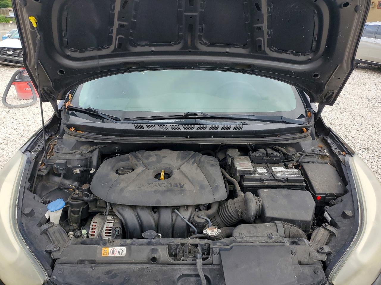 2014 HYUNDAI ELANTRA SE photo 21
