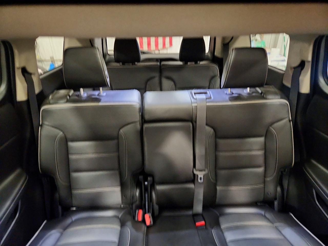 2019 GMC ACADIA DENALI photo 19
