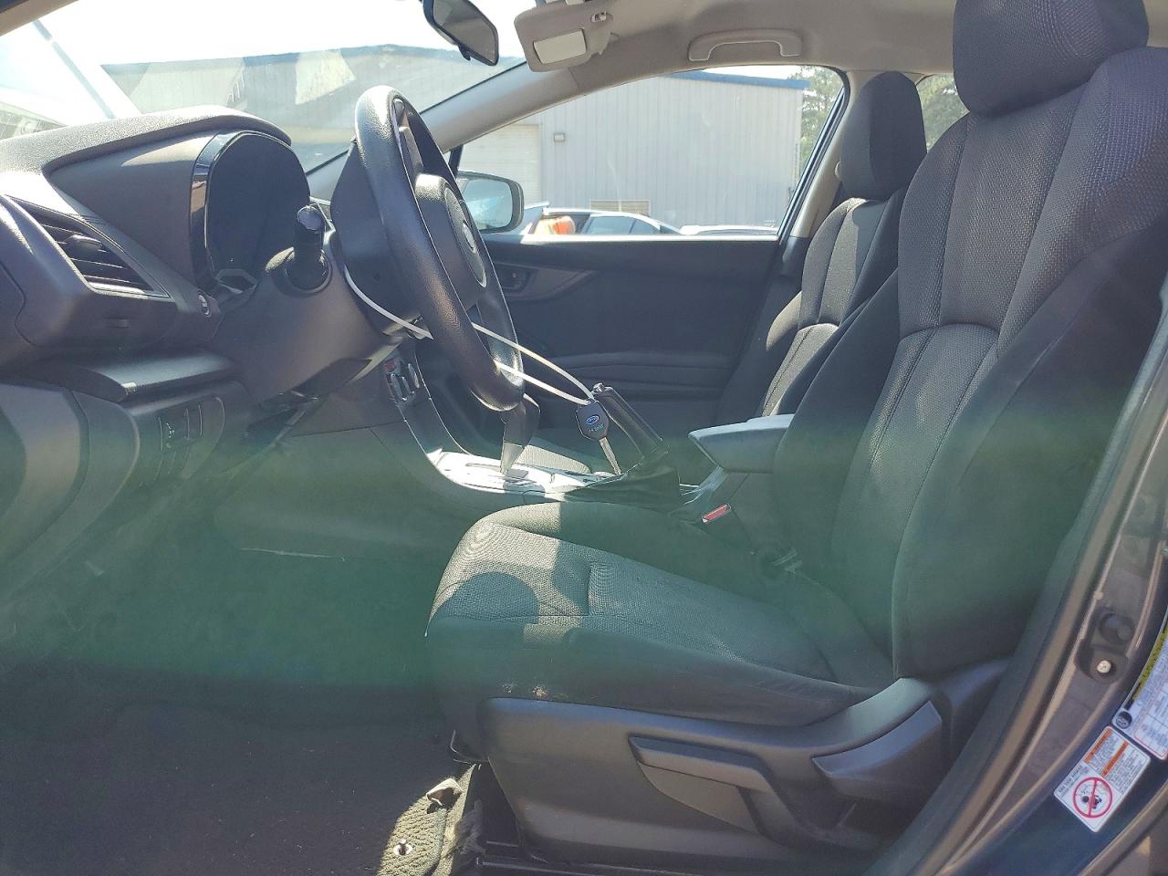 2017 SUBARU IMPREZA photo 13
