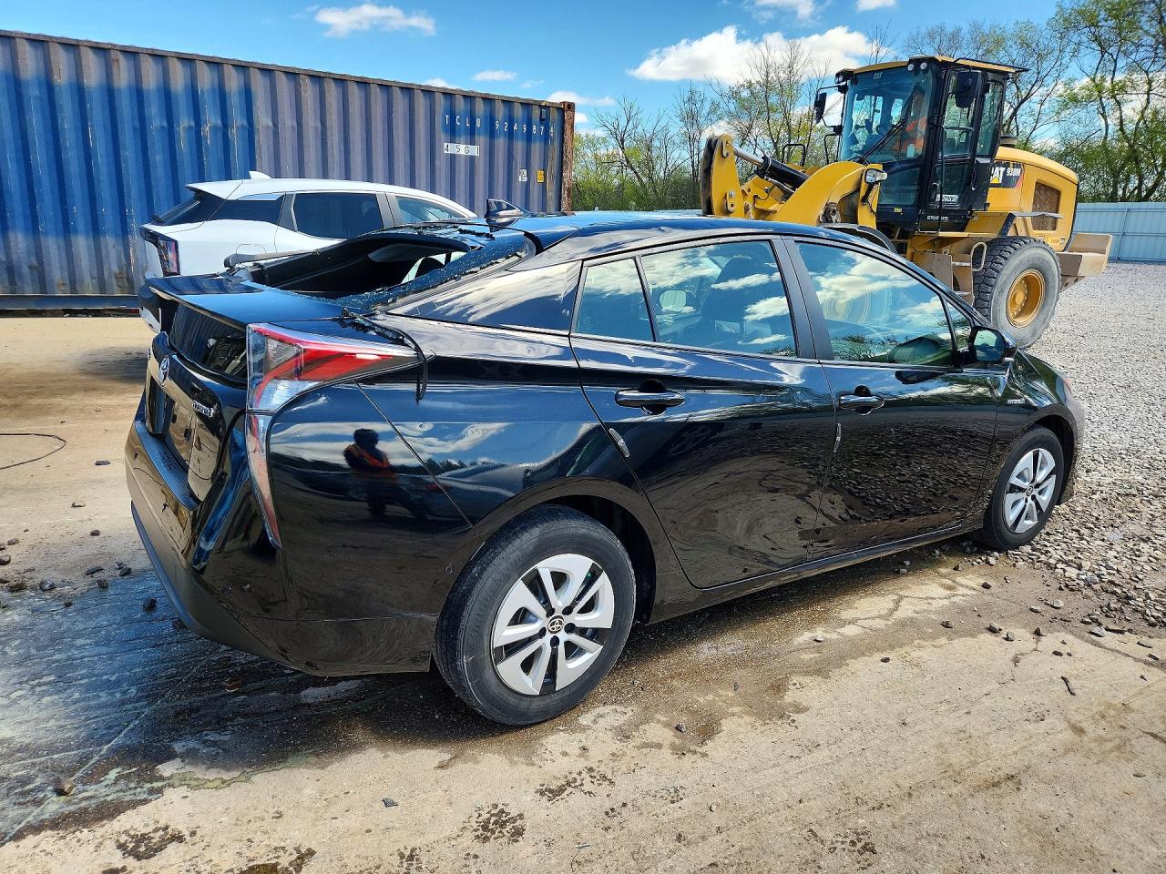 2018 TOYOTA PRIUS THREE photo 5