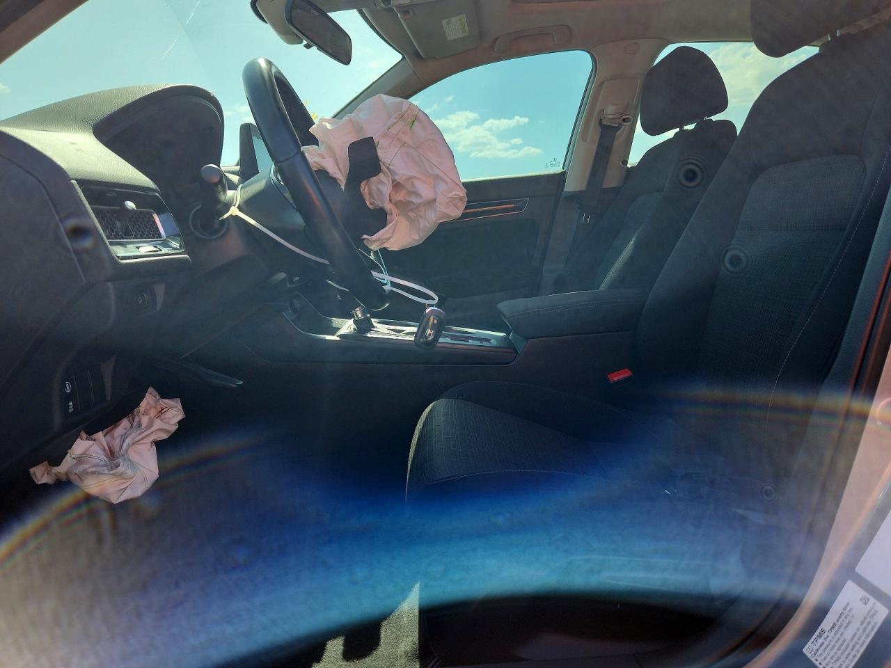 2022 HONDA CIVIC EX photo 19