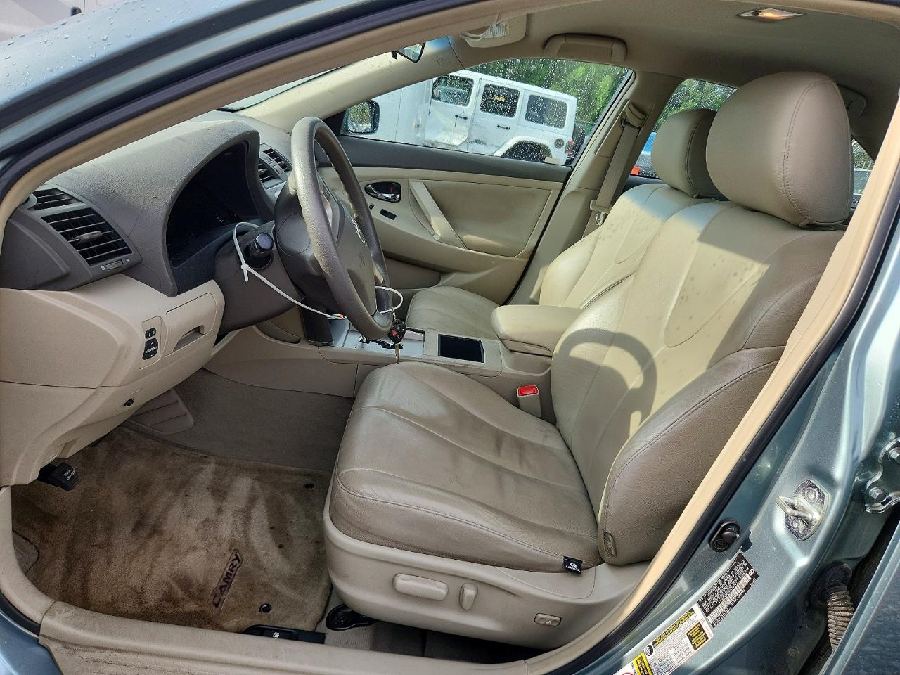 2008 TOYOTA CAMRY LE photo 19
