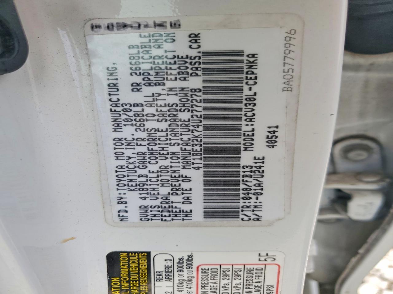 2004 TOYOTA CAMRY LE photo 23