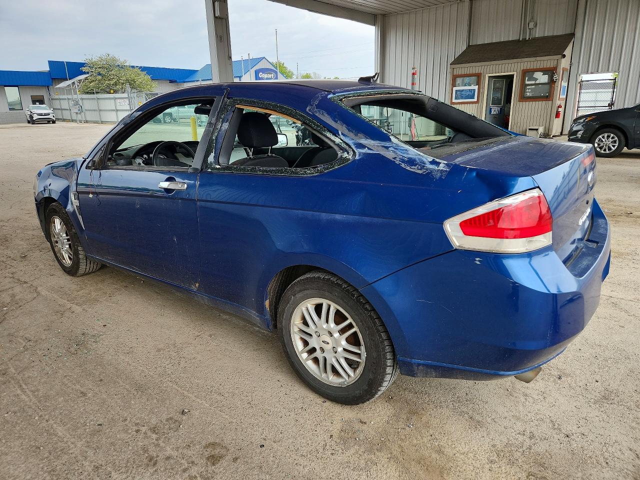 2008 FORD FOCUS SE photo 2