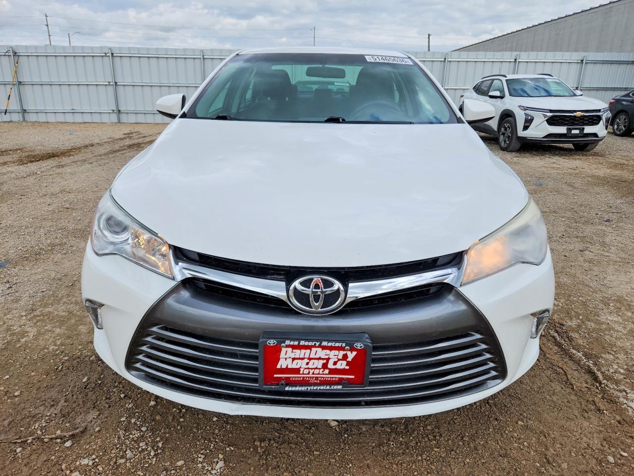 2017 TOYOTA CAMRY LE photo 13
