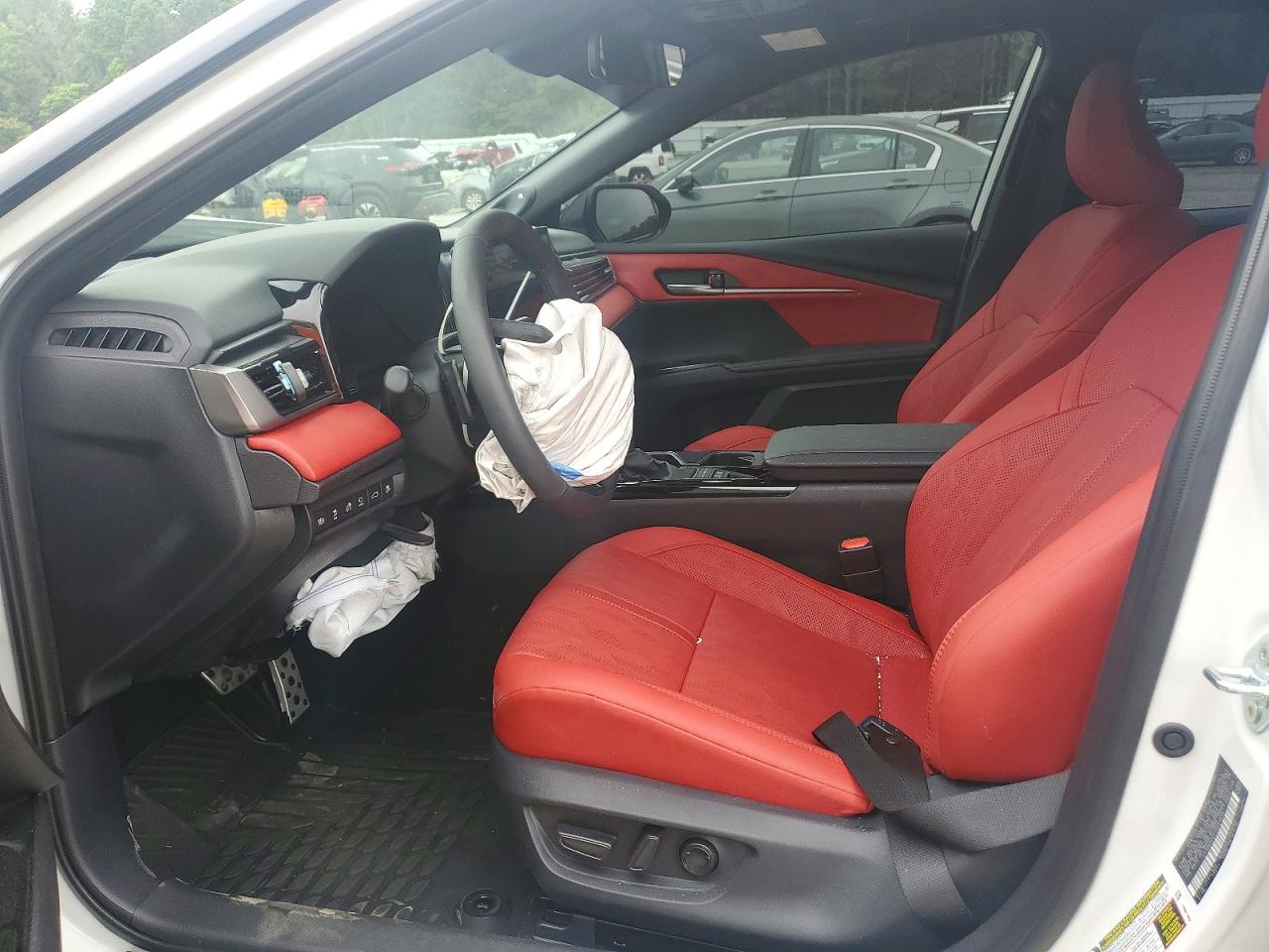 2026 TOYOTA CAMRY XSE photo 13