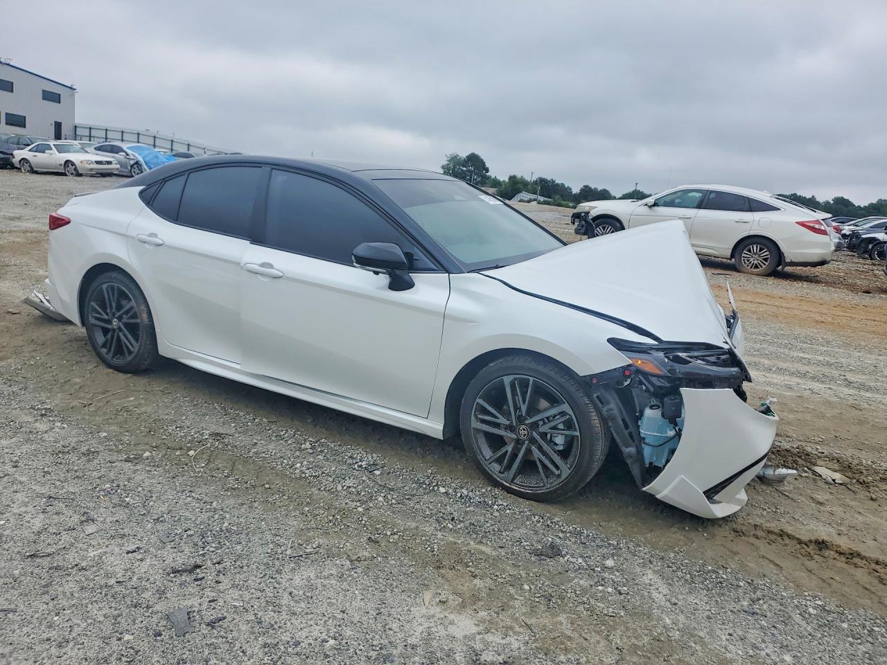 2026 TOYOTA CAMRY XSE photo 7