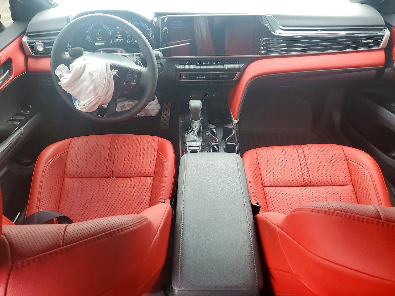 2026 TOYOTA CAMRY XSE photo 15