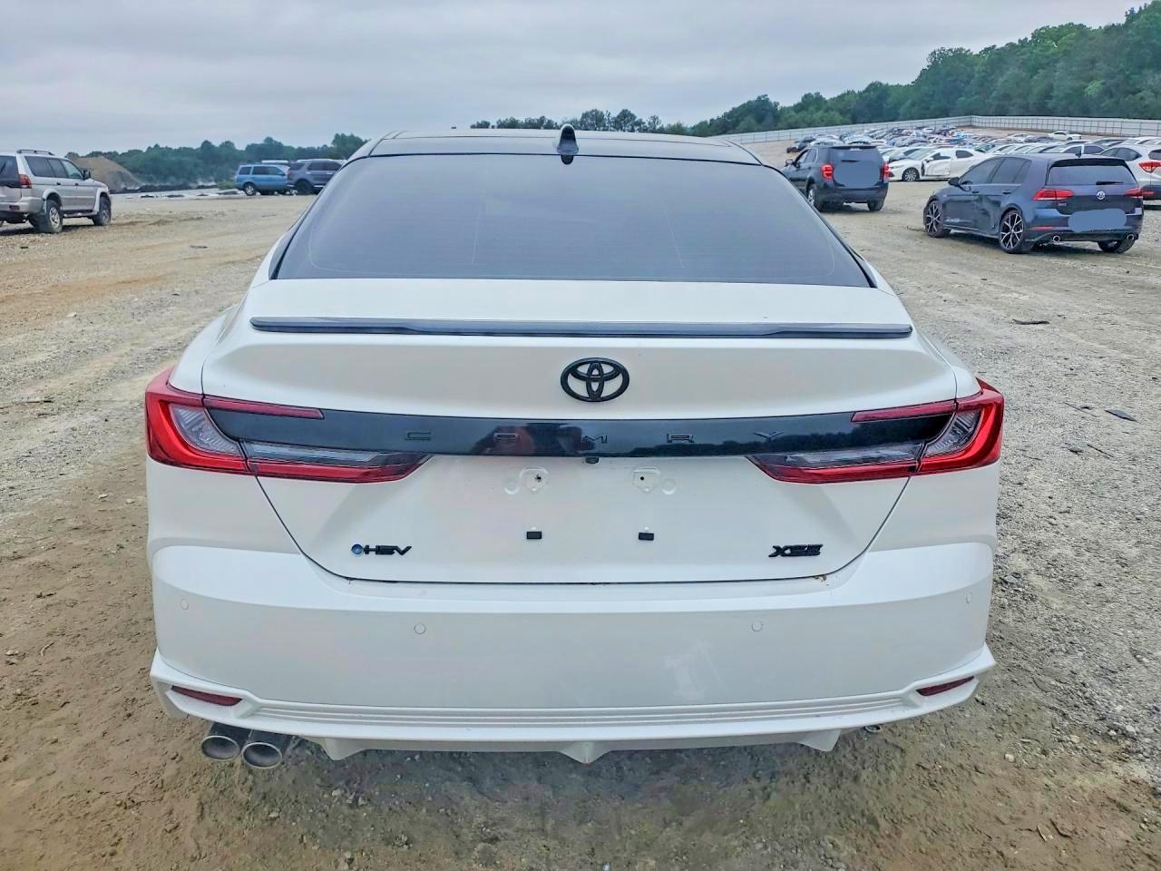 2026 TOYOTA CAMRY XSE photo 11