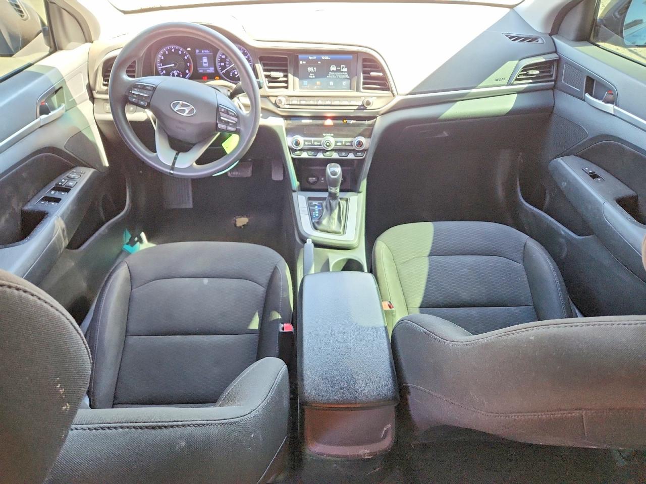 2020 HYUNDAI ELANTRA SEL photo 15