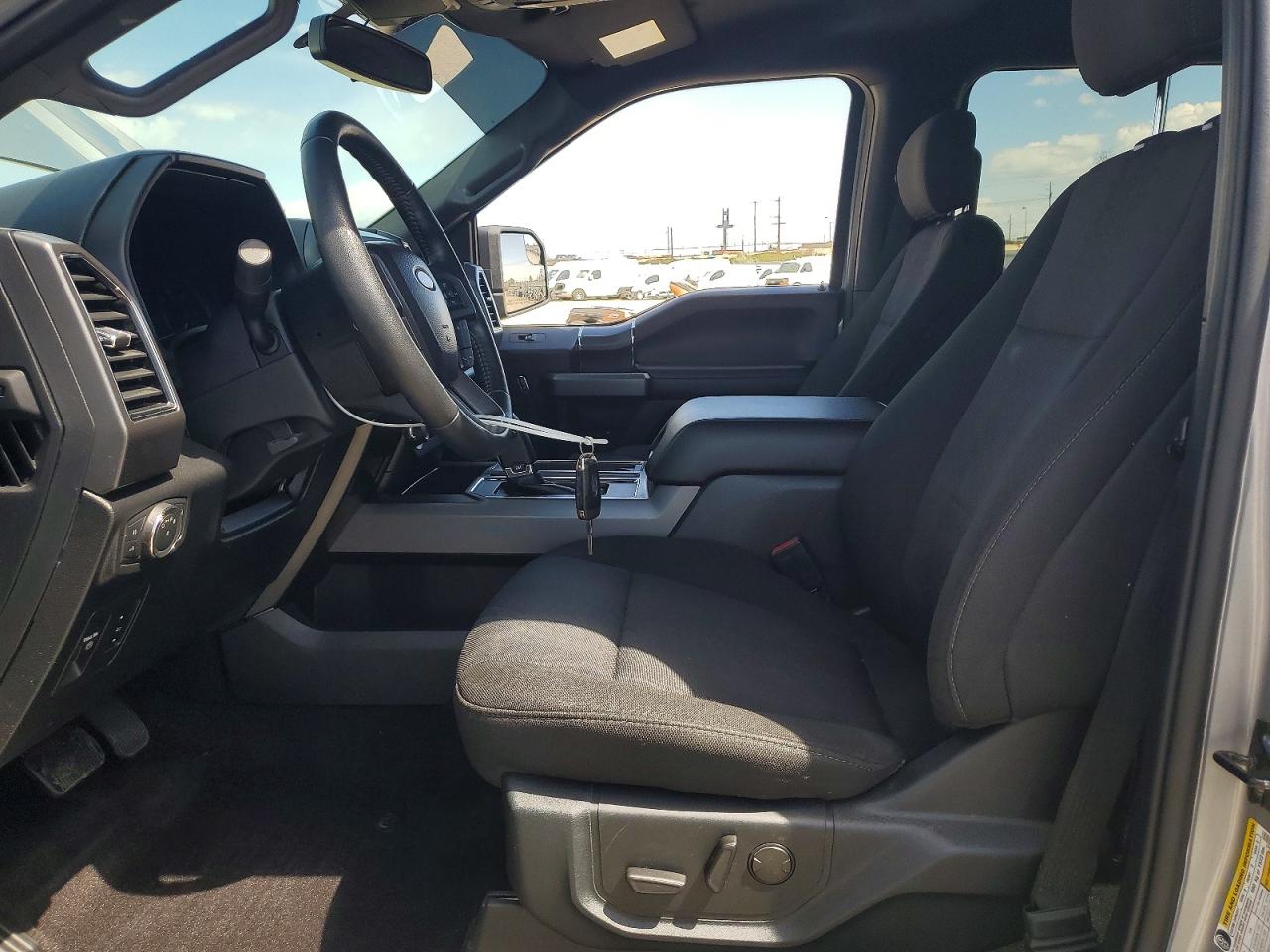 2020 FORD F150 SUPERCREW photo 13
