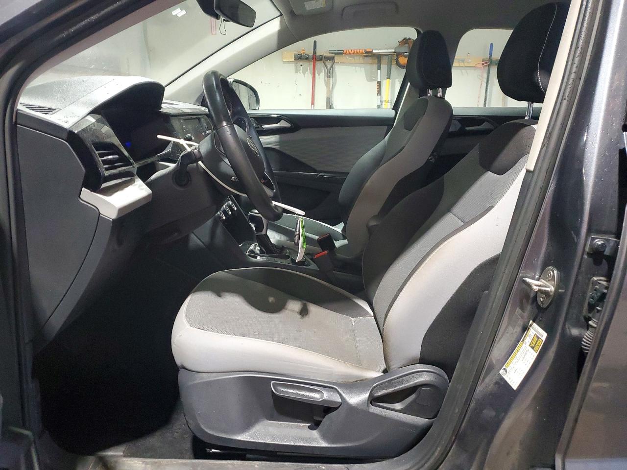 2024 VOLKSWAGEN TAOS S photo 7