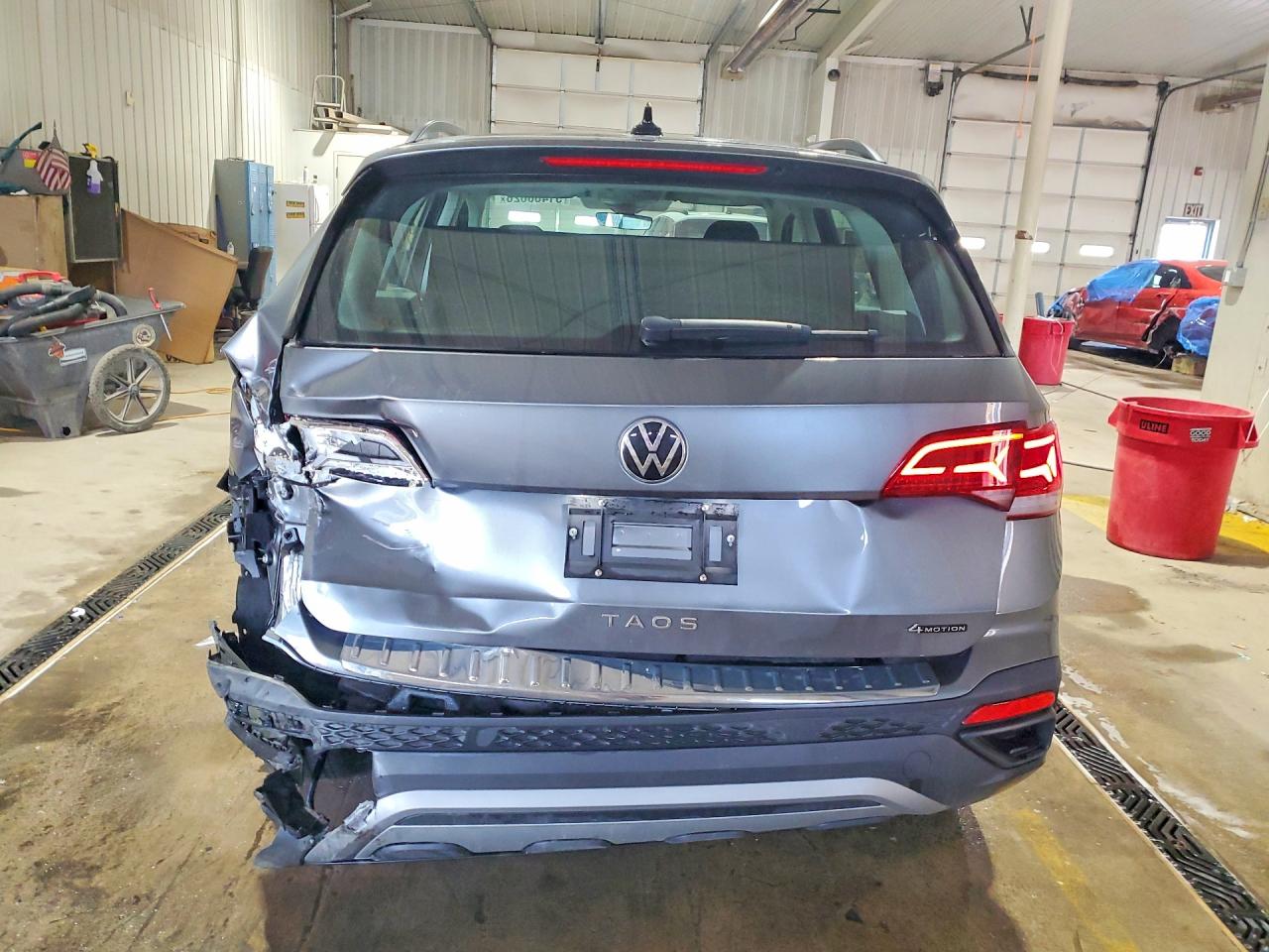 2024 VOLKSWAGEN TAOS S photo 6