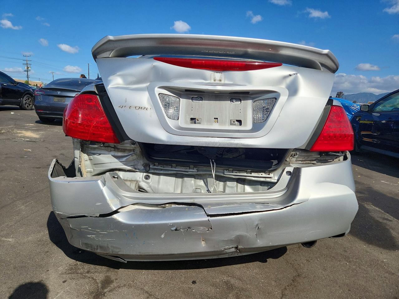 2006 HONDA ACCORD LX photo 16