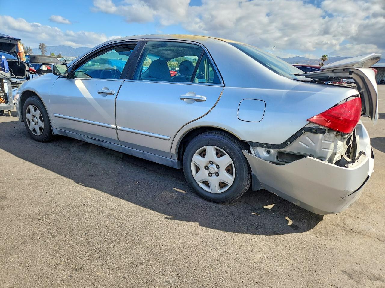 2006 HONDA ACCORD LX photo 4