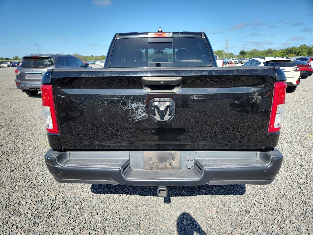 2019 RAM 1500 TRADESMAN photo 16