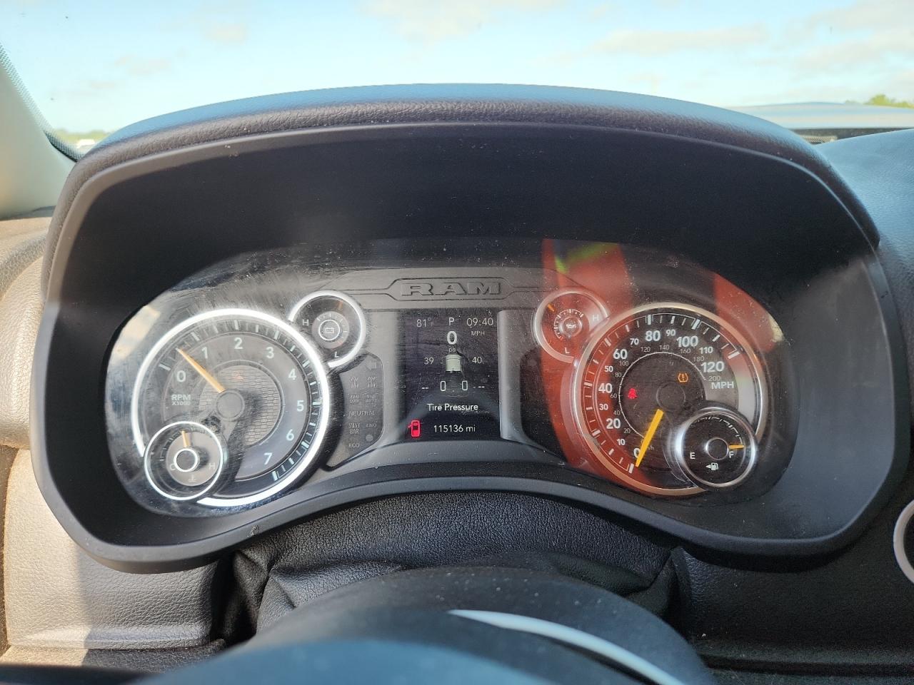 2019 RAM 1500 TRADESMAN photo 25