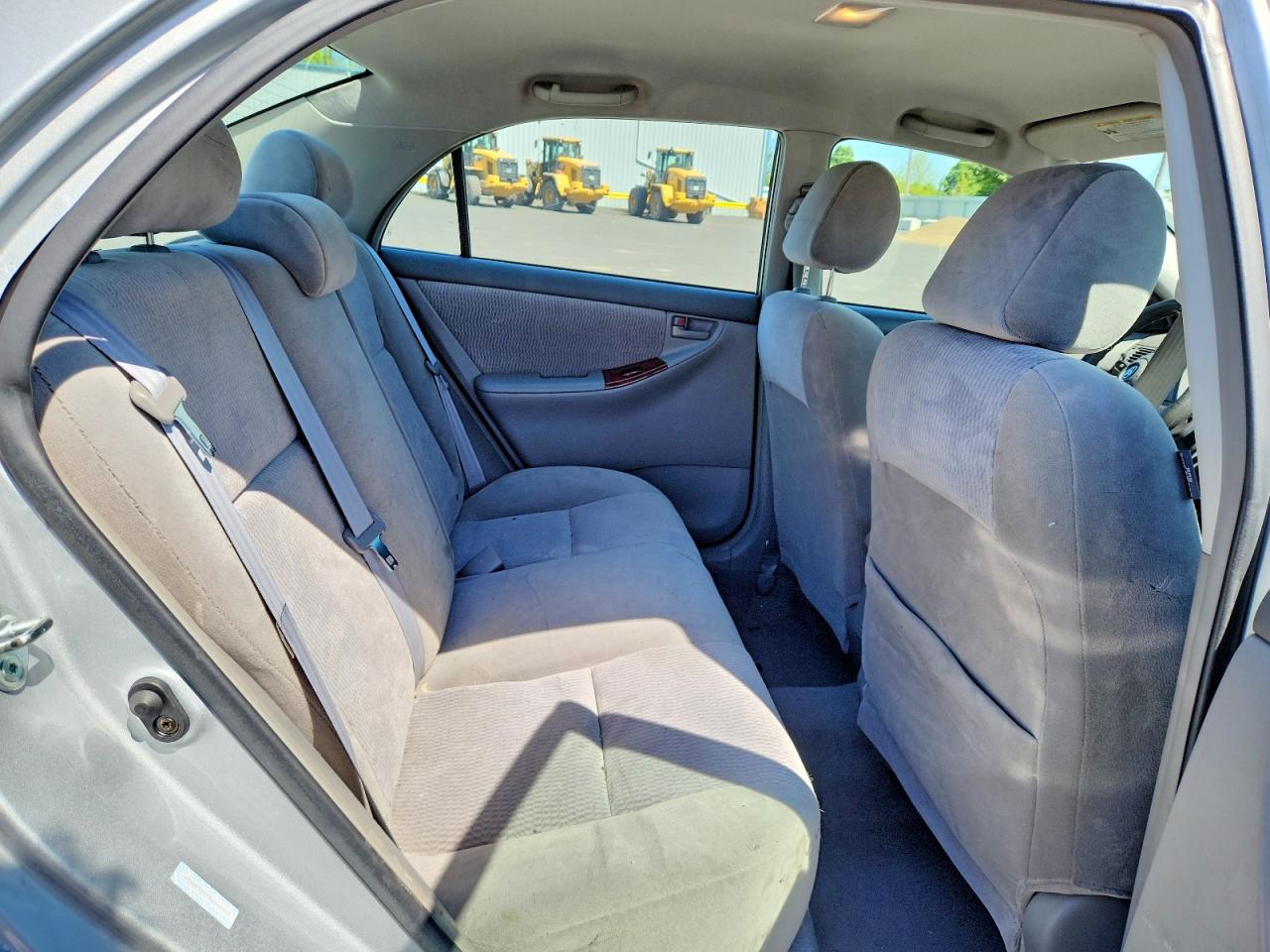 2005 TOYOTA COROLLA LE photo 19