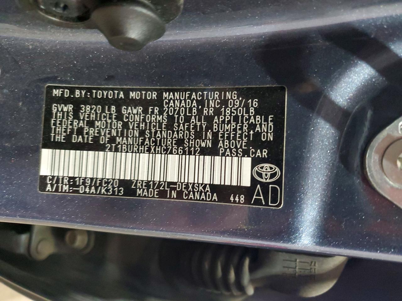 2017 TOYOTA COROLLA SE photo 12