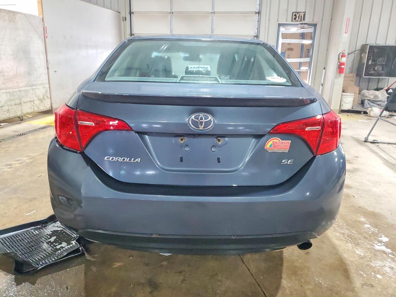2017 TOYOTA COROLLA SE photo 6