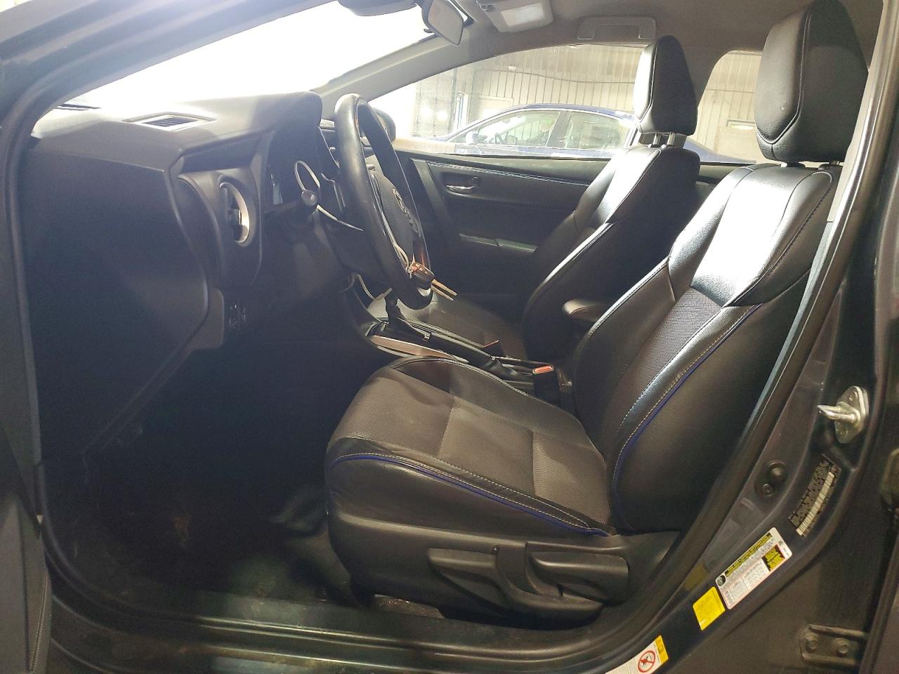 2017 TOYOTA COROLLA SE photo 7