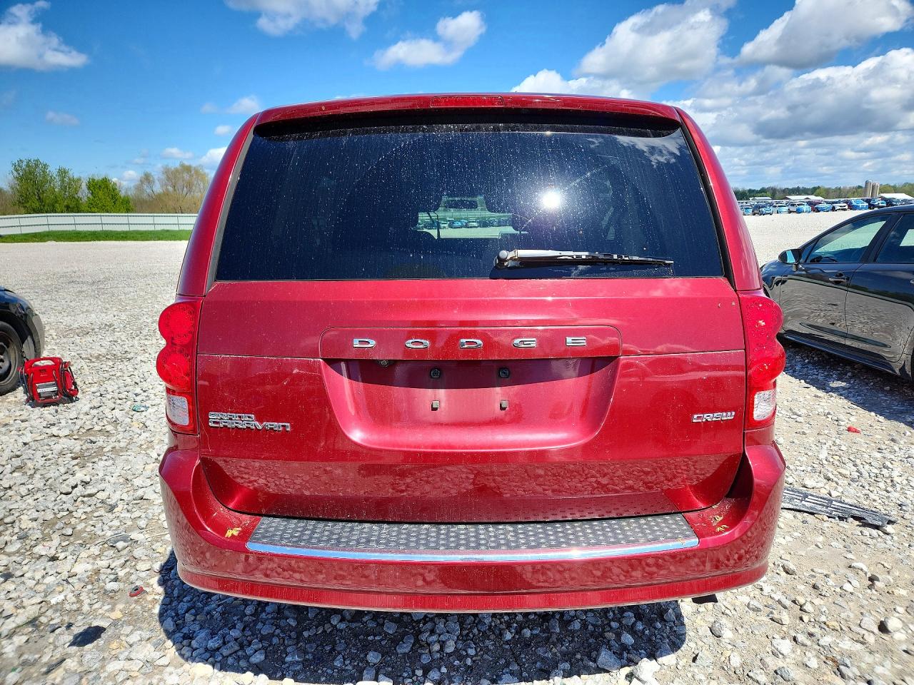 2011 DODGE GRAND CARAVAN CREW photo 11