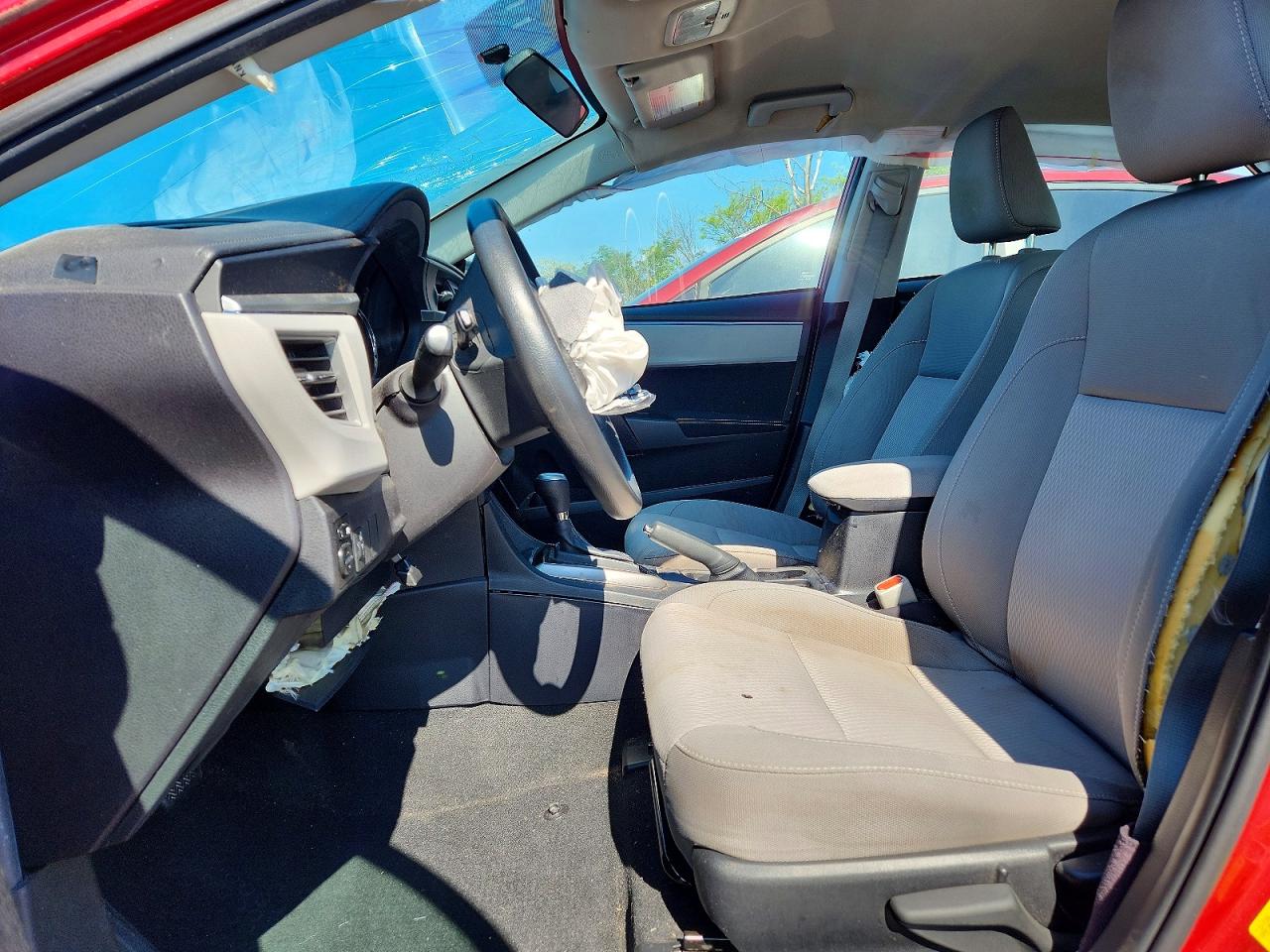 2015 TOYOTA COROLLA LE photo 19