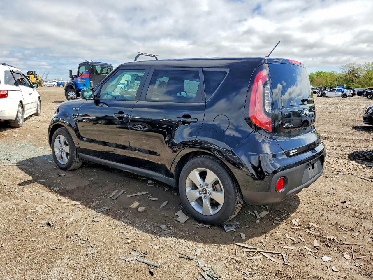 2017 KIA SOUL BASE photo 3