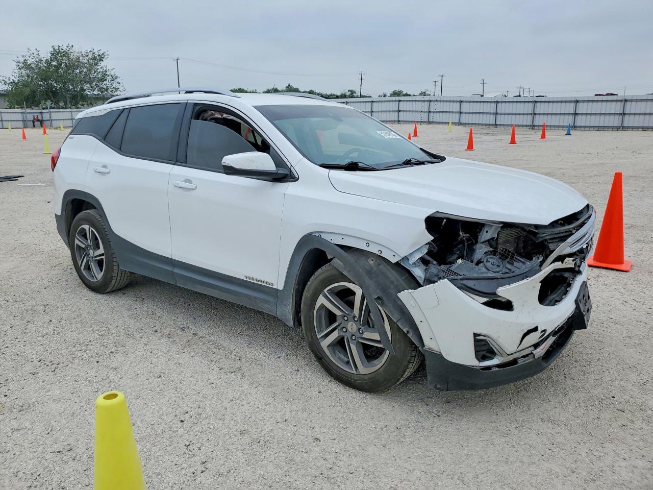 2019 GMC TERRAIN SLT photo 7
