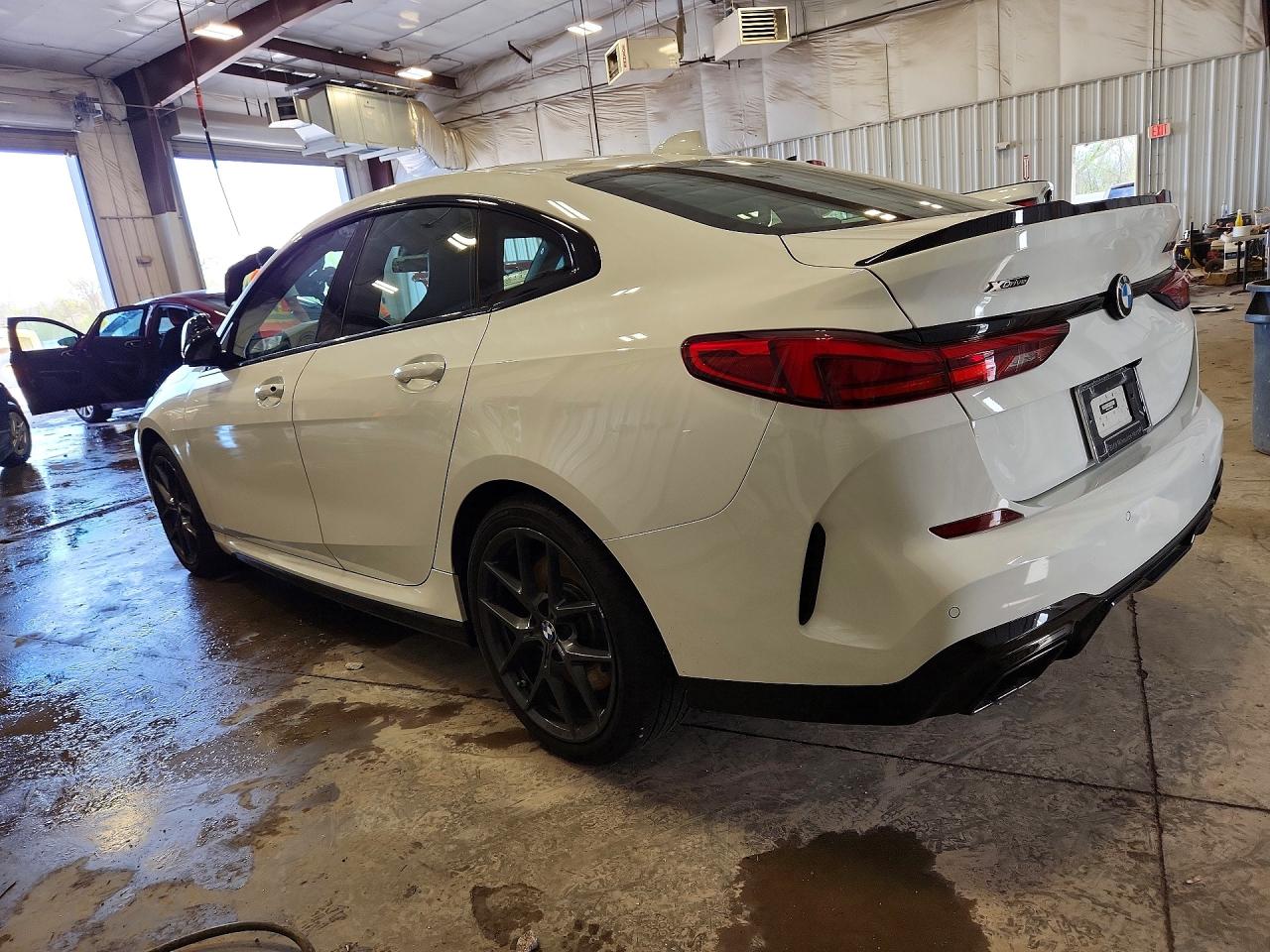 2023 BMW M235XI photo 3