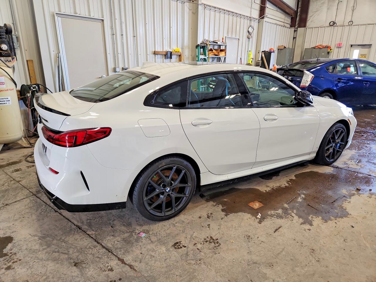 2023 BMW M235XI photo 5