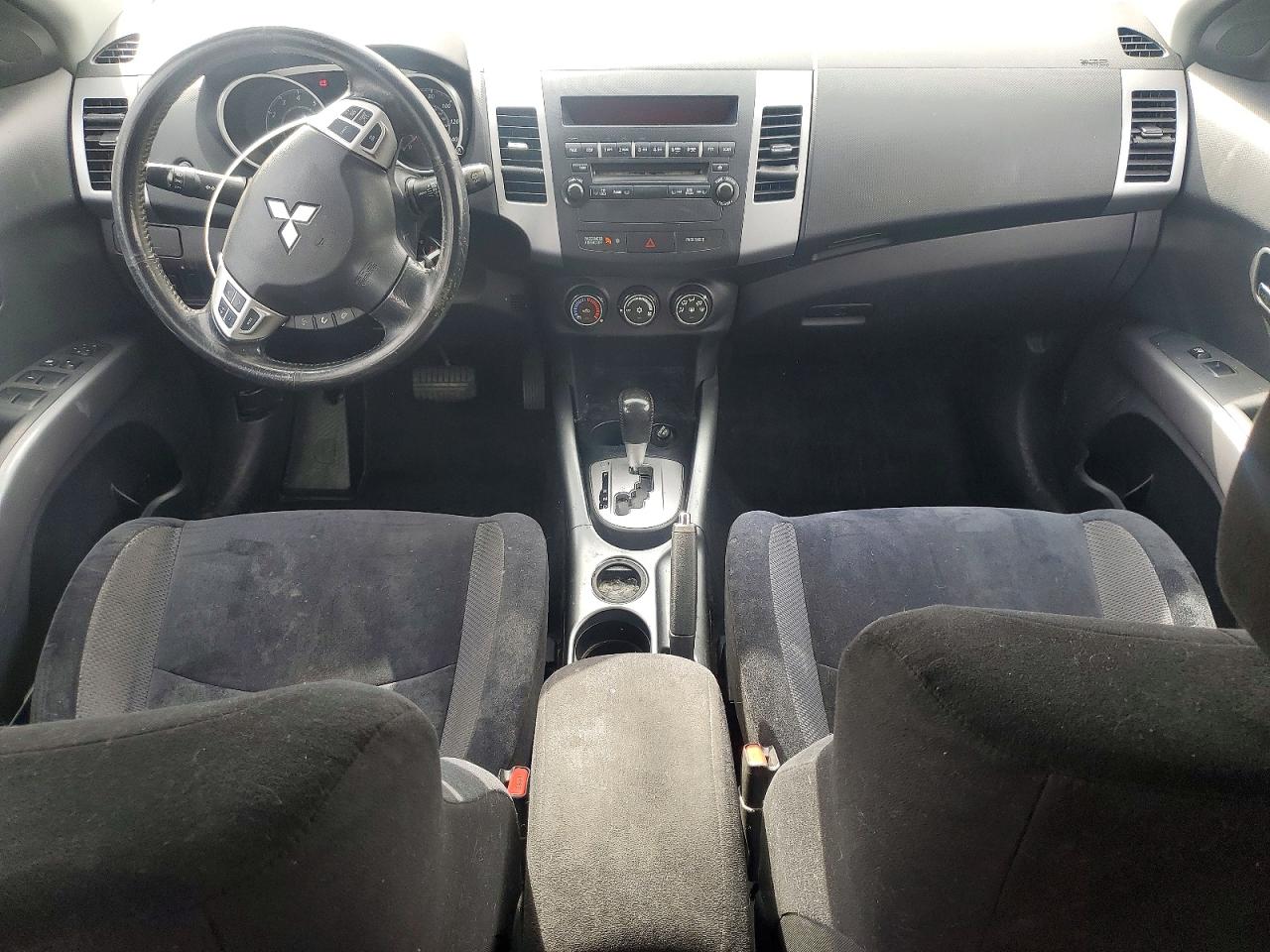 2012 MITSUBISHI OUTLANDER ES photo 22