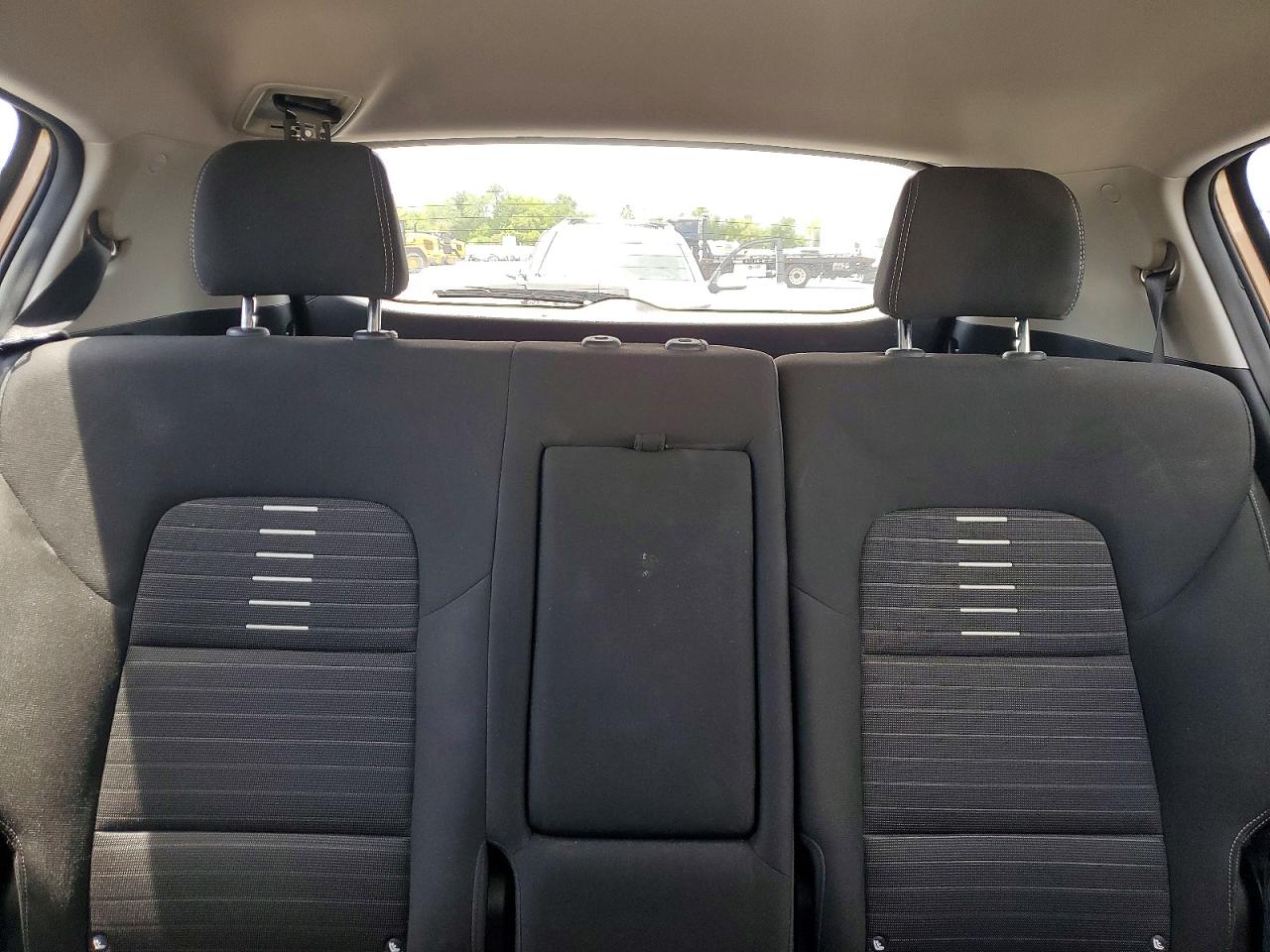 2017 KIA SPORTAGE LX photo 19