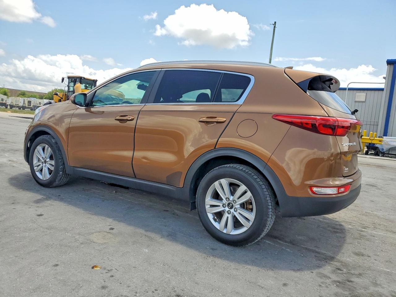 2017 KIA SPORTAGE LX photo 3