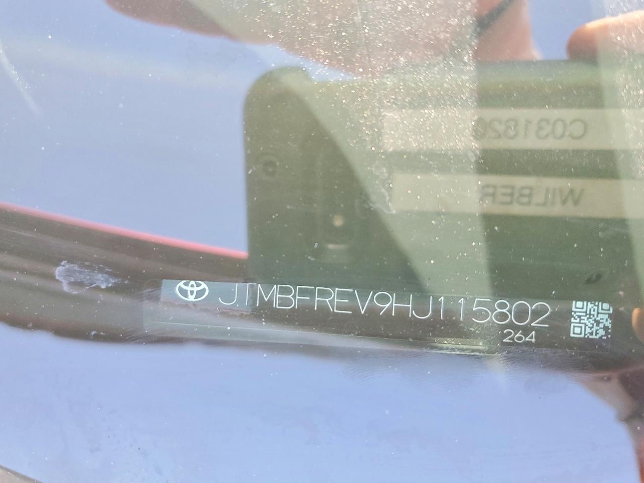 2017 TOYOTA RAV4 LE photo 25
